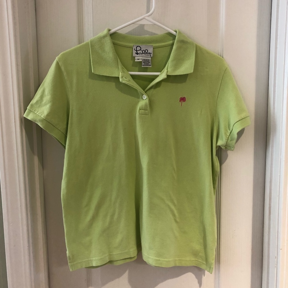 ⭐️Lilly Pulitzer polo shirt.